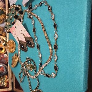 Black and gold bundle